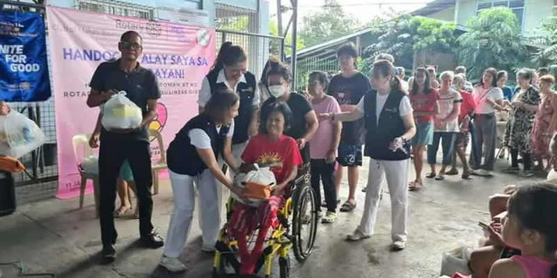 HANDOG AT ALAY SAYA SA BAGUMBAYAN